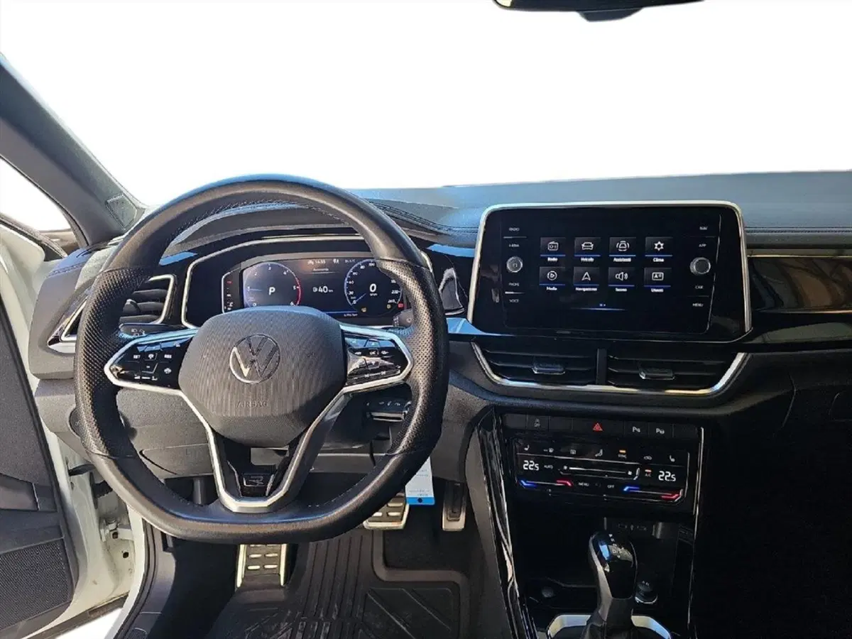 Volkswagen T-Roc usata a Lecco (10)