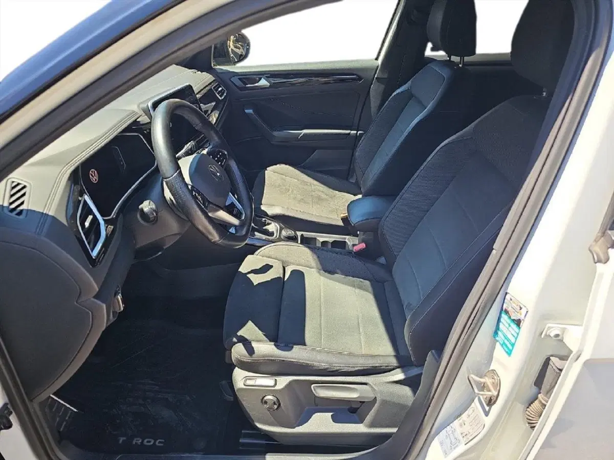 Volkswagen T-Roc usata a Lecco (12)