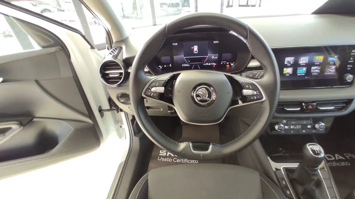 Skoda Fabia usata a Taranto (9)