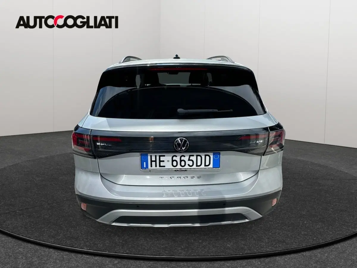 Volkswagen T-Cross nuova a Lecco (5)