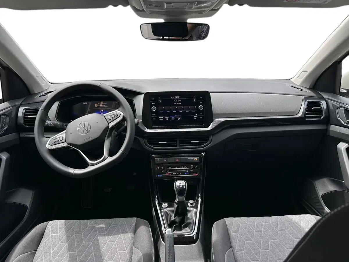 Volkswagen T-Cross nuova a Lecco (7)