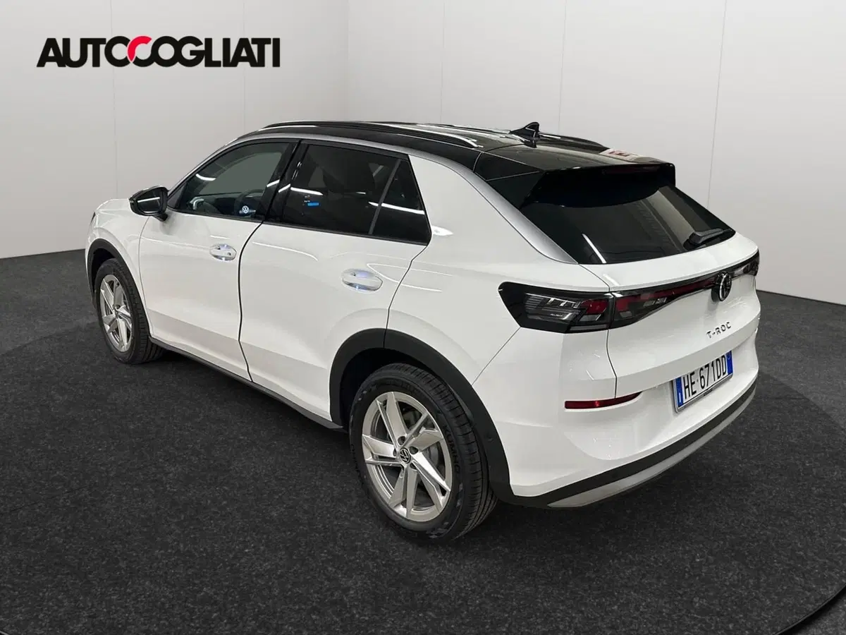 Volkswagen T-Roc nuova a Lecco (4)