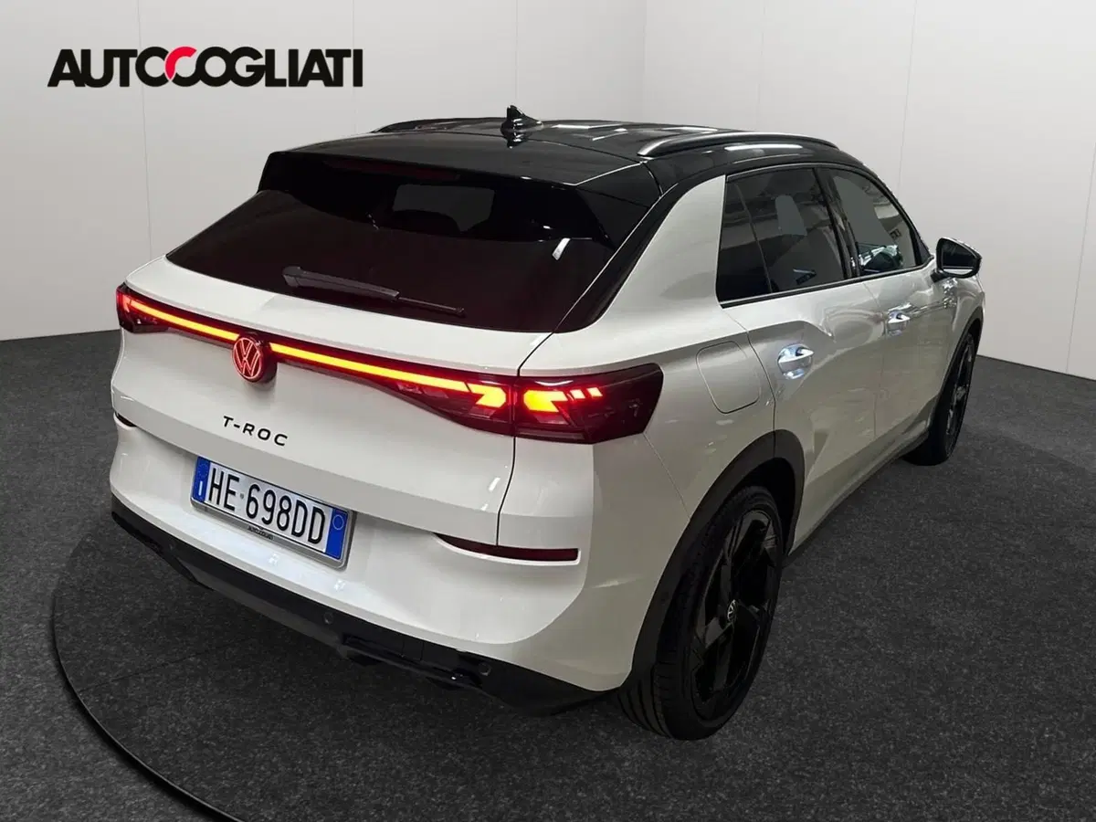Volkswagen T-Roc nuova a Lecco (4)