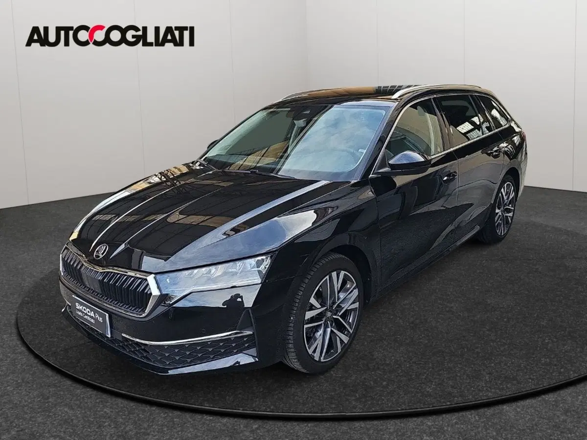 Skoda Octavia Station Wagon nuova a Lecco