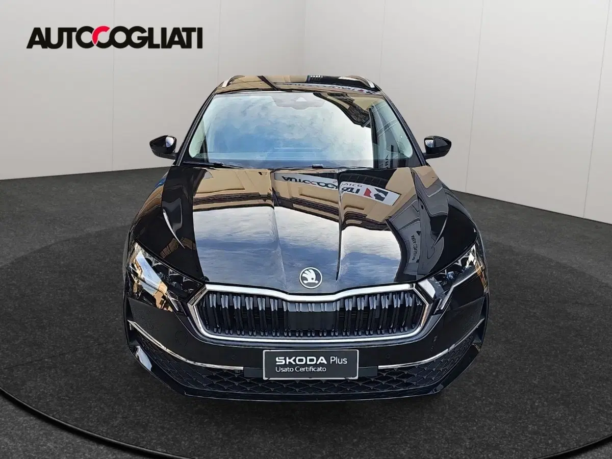Skoda Octavia Station Wagon nuova a Lecco (2)