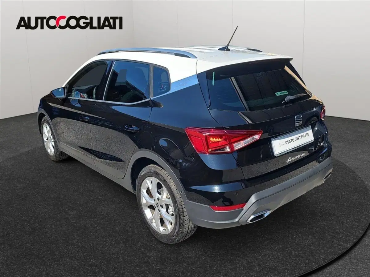 SEAT Arona usata a Lecco (4)