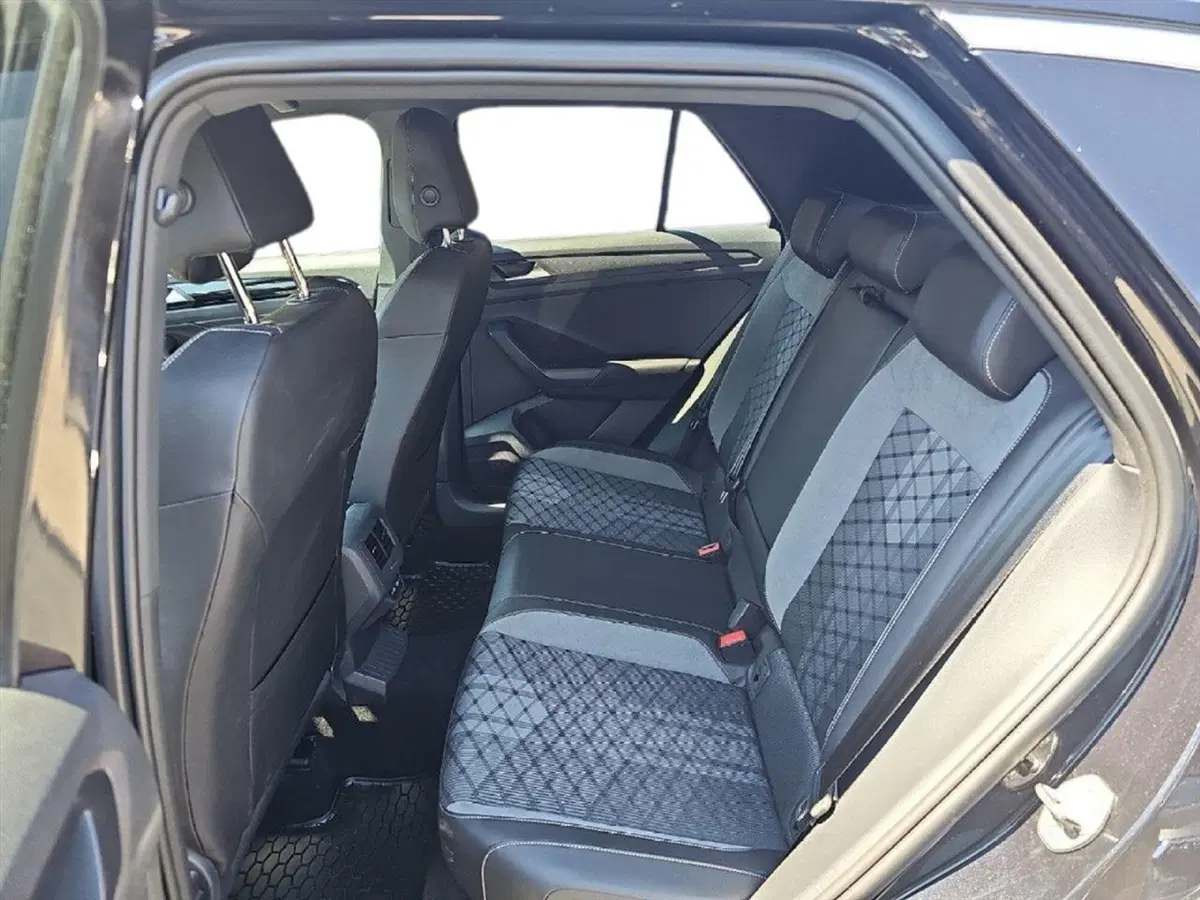 Volkswagen T-Roc usata a Lecco (10)