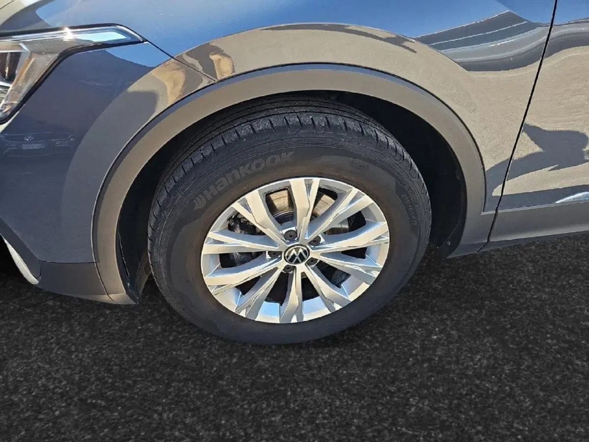 Volkswagen Tiguan usata a Lecco (17)