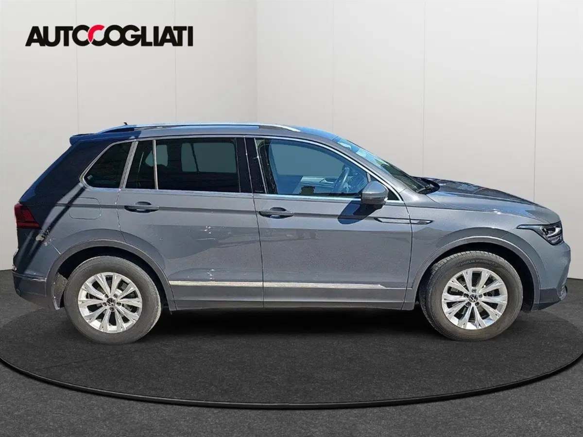 Volkswagen Tiguan usata a Lecco (4)