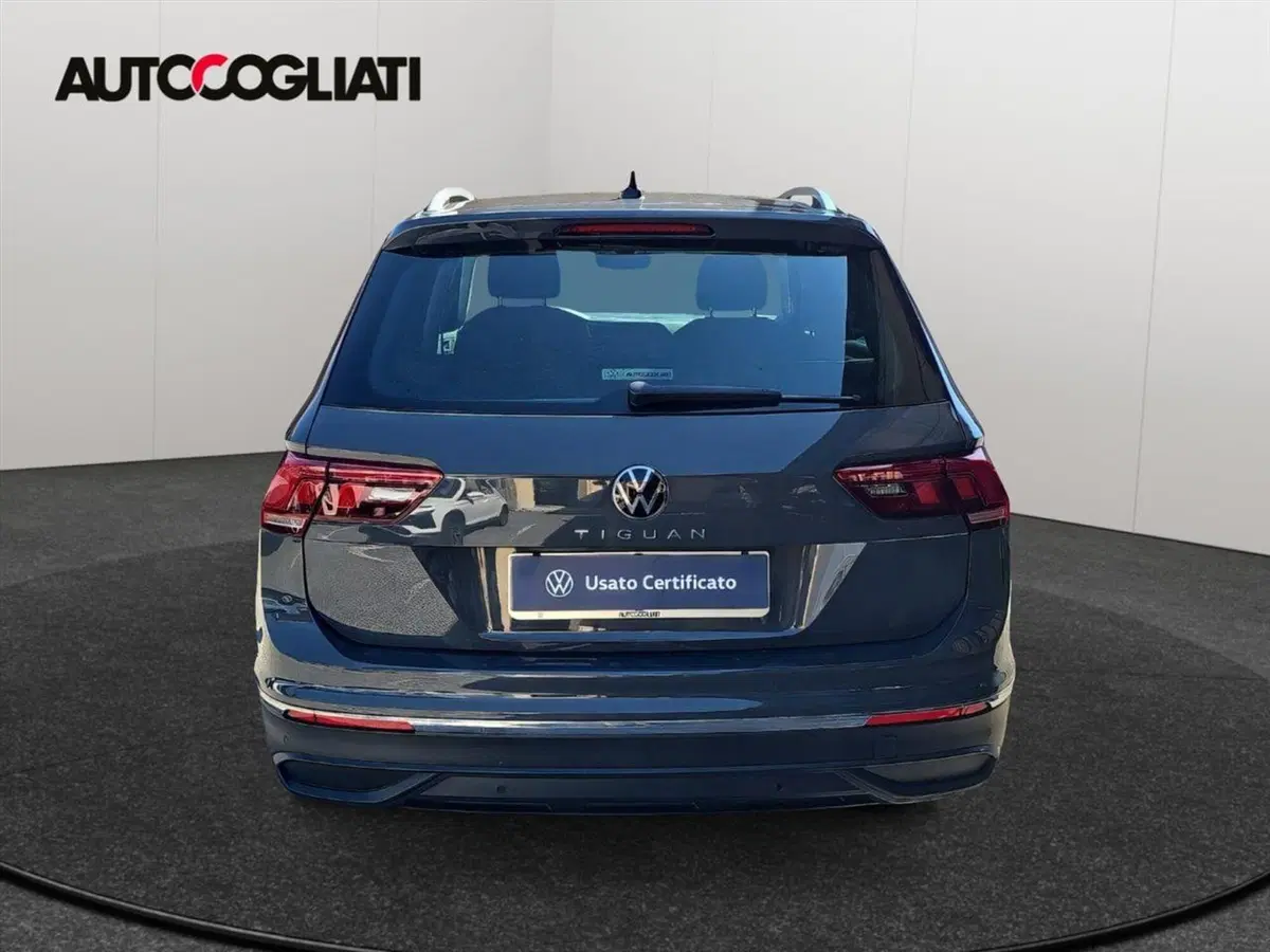 Volkswagen Tiguan usata a Lecco (6)