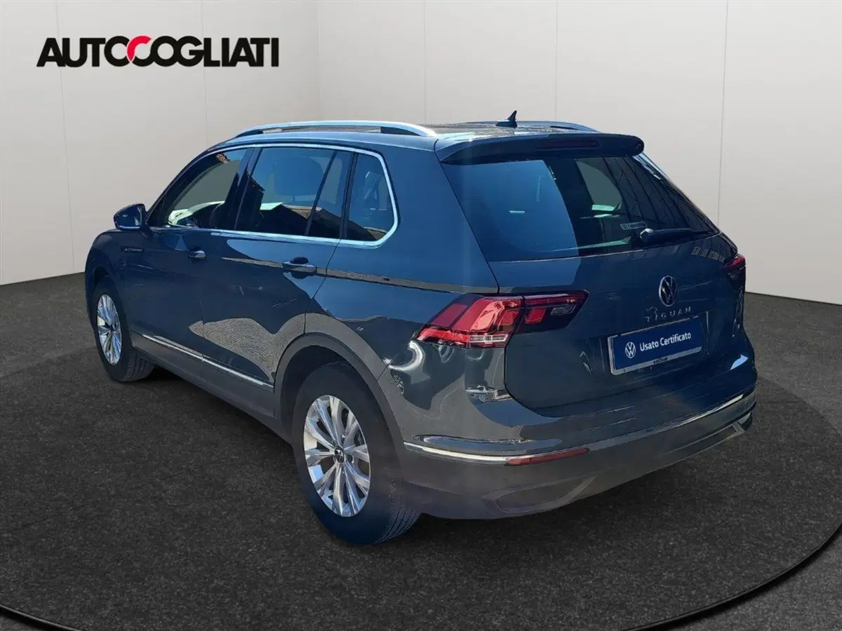 Volkswagen Tiguan usata a Lecco (8)