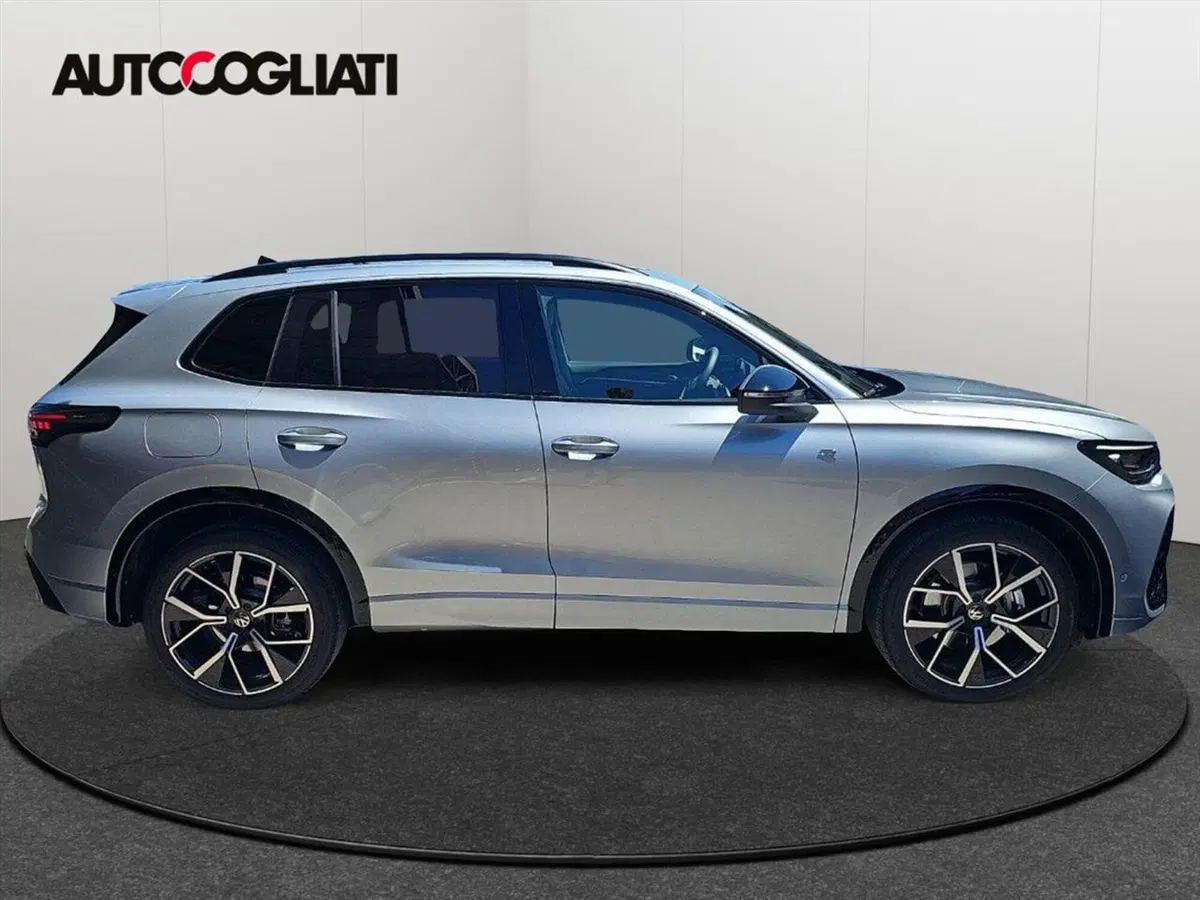 Volkswagen Tiguan usata a Lecco (4)