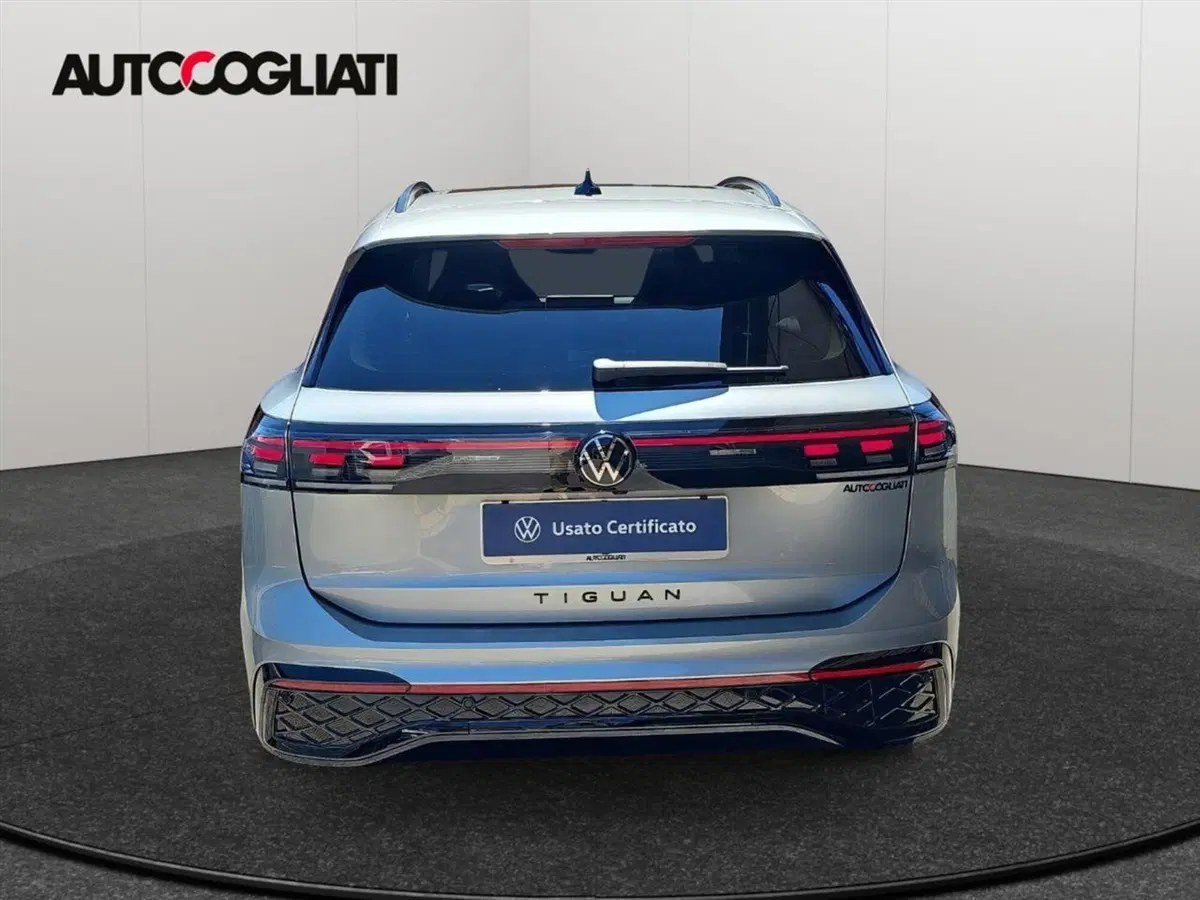 Volkswagen Tiguan usata a Lecco (6)
