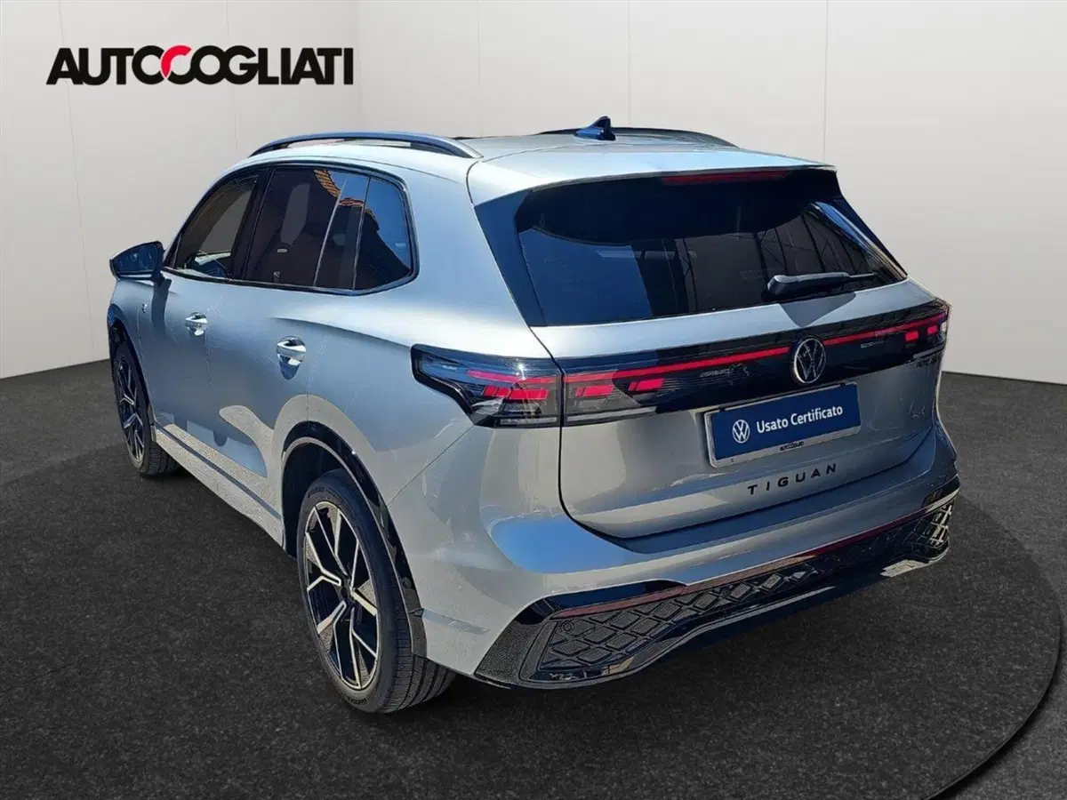 Volkswagen Tiguan usata a Lecco (8)