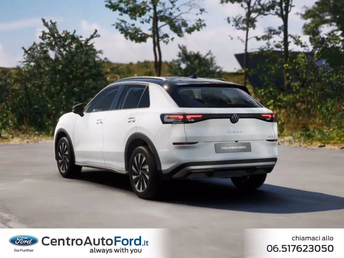 Volkswagen T-Roc nuova a Roma (3)