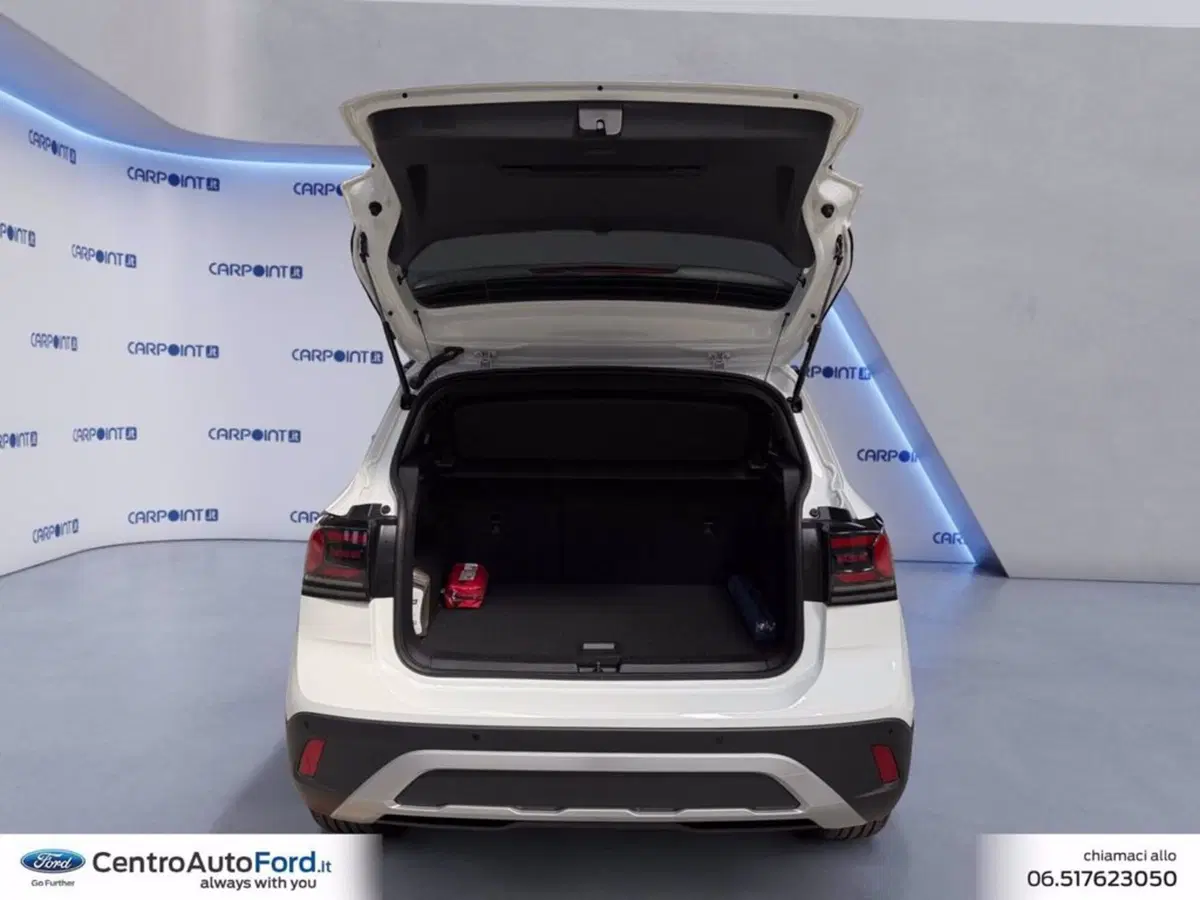 Volkswagen T-Cross nuova a Roma (17)
