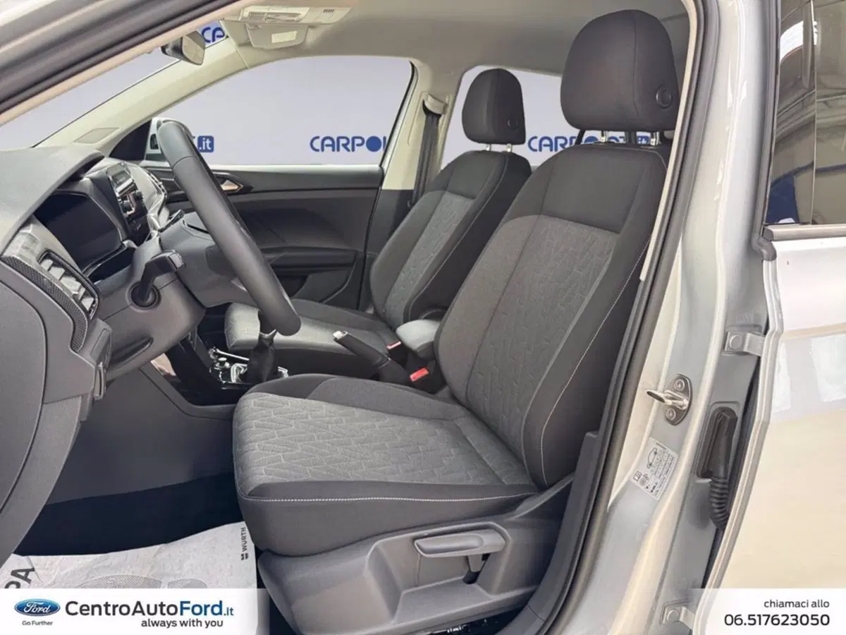 Volkswagen T-Cross nuova a Roma (9)