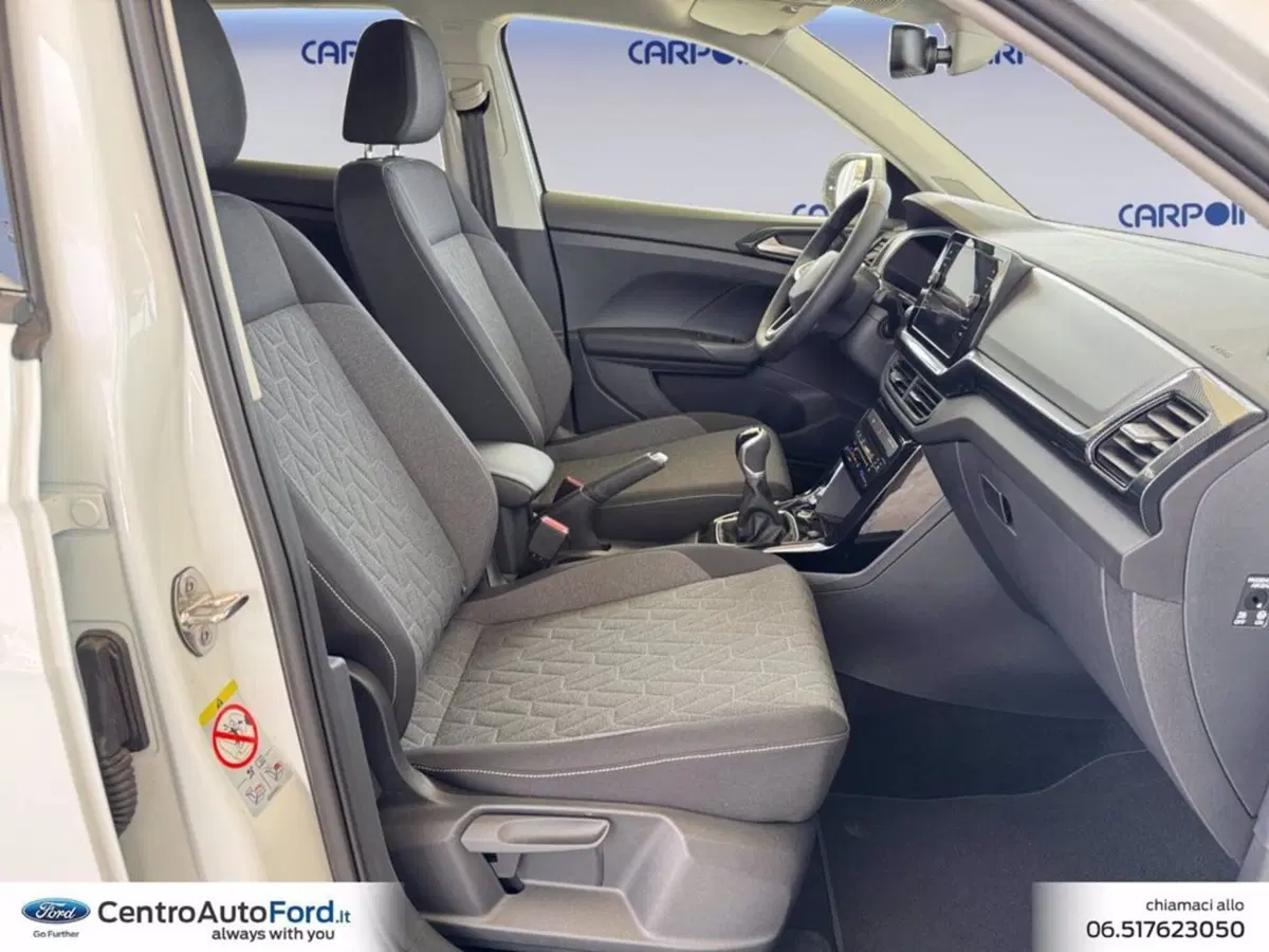 Volkswagen T-Cross nuova a Roma (15)