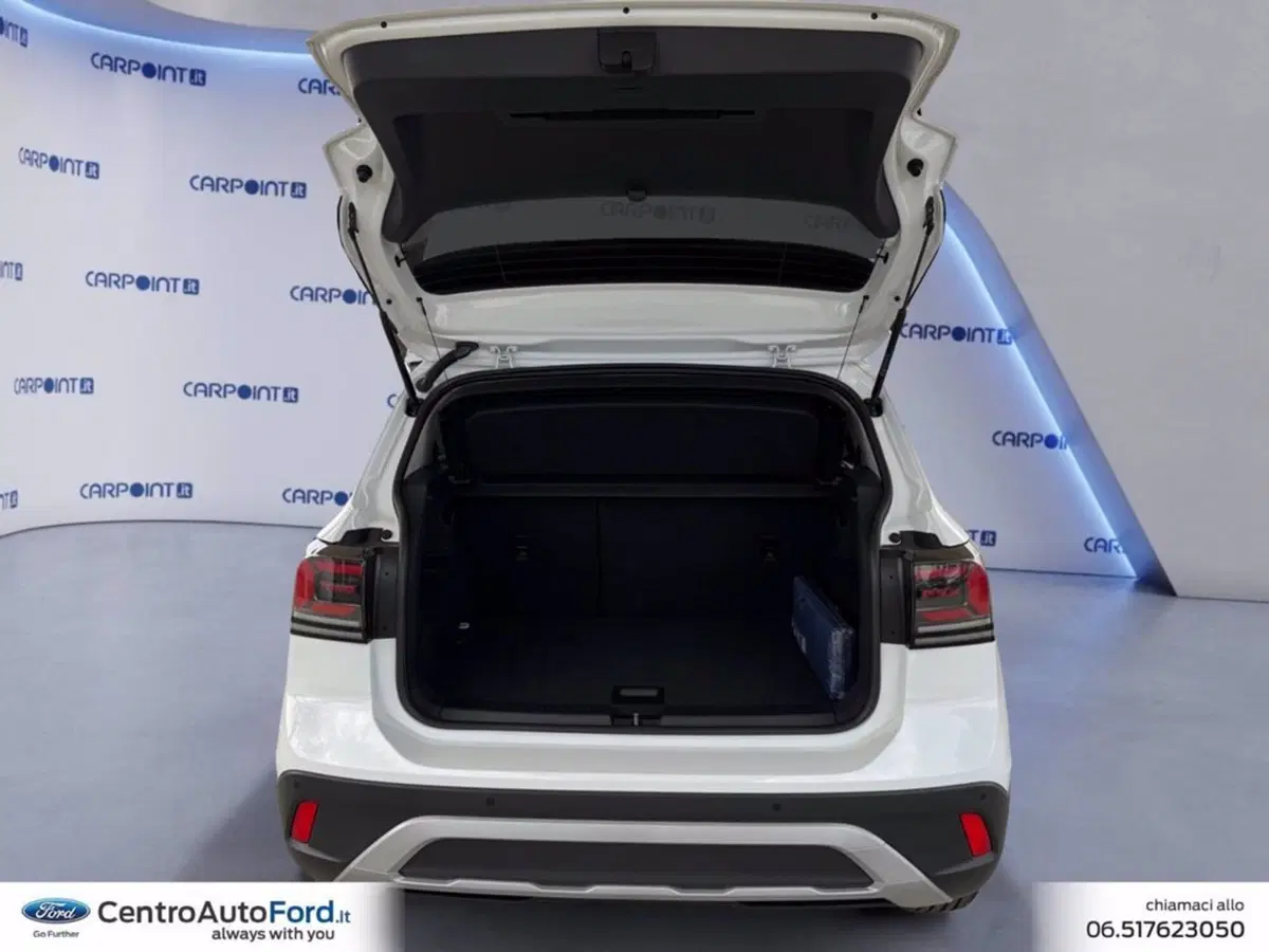 Volkswagen T-Cross nuova a Roma (17)