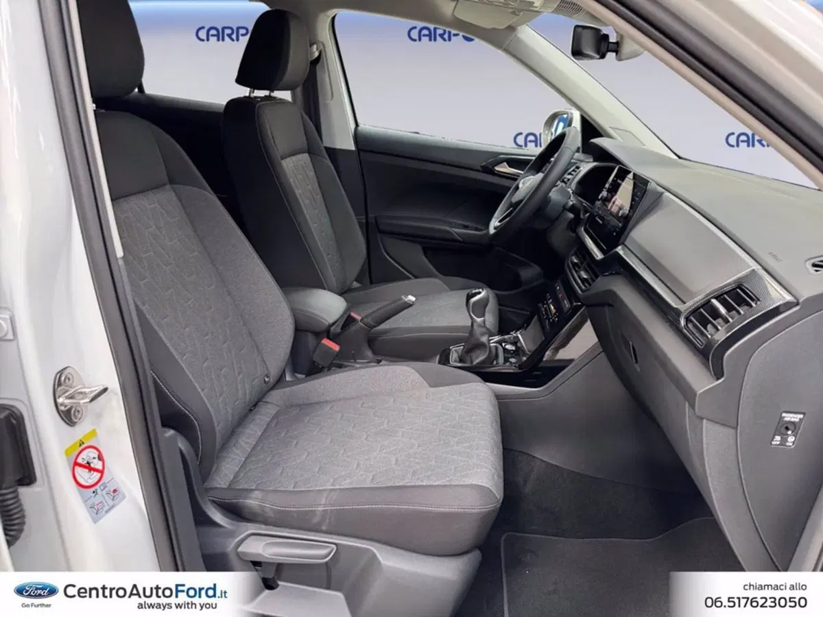 Volkswagen T-Cross nuova a Roma (15)