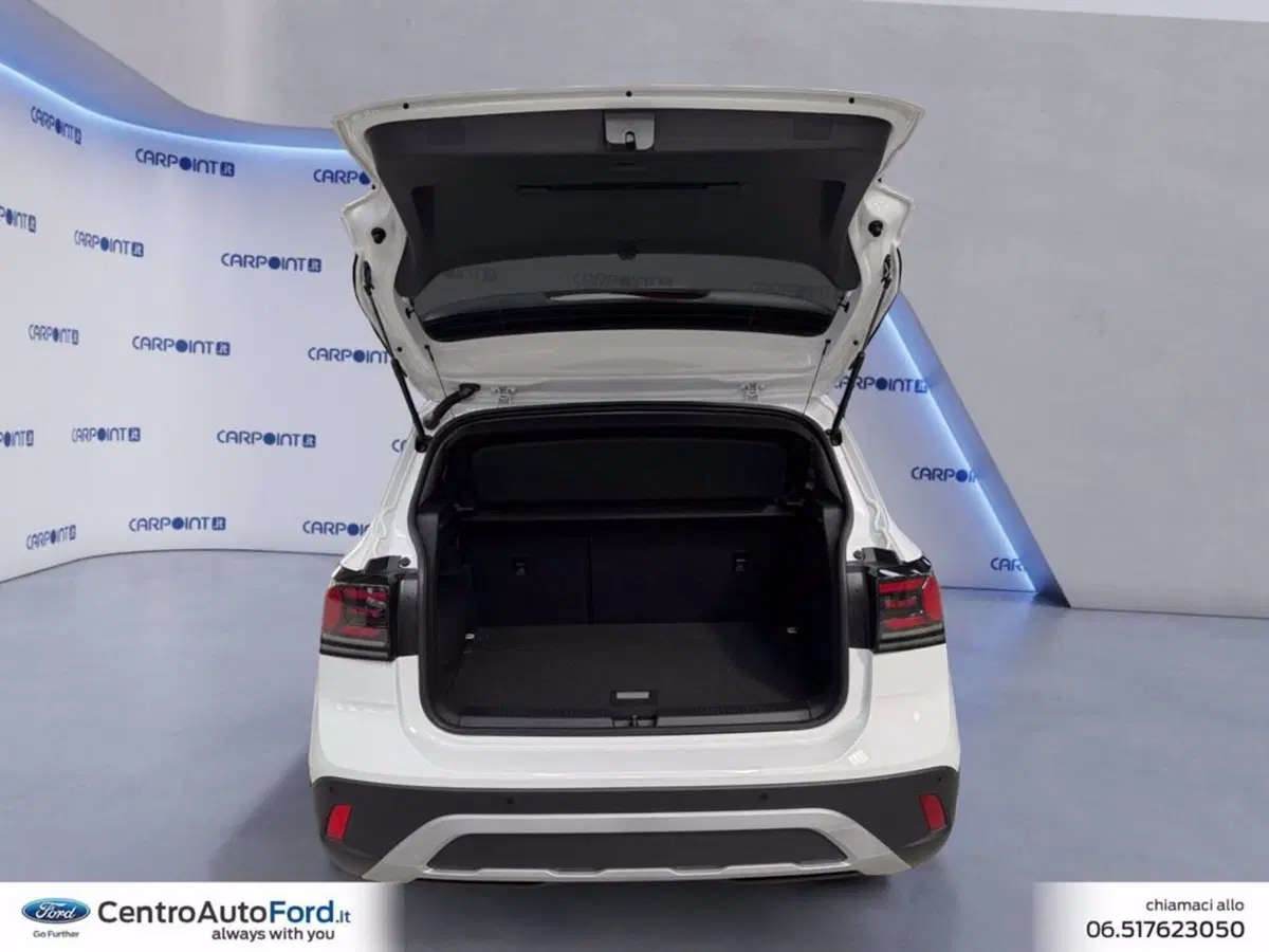 Volkswagen T-Cross nuova a Roma (17)