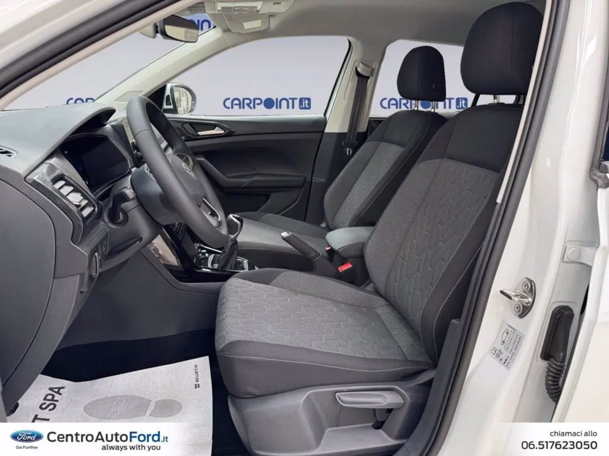 Volkswagen T-Cross nuova a Roma (9)