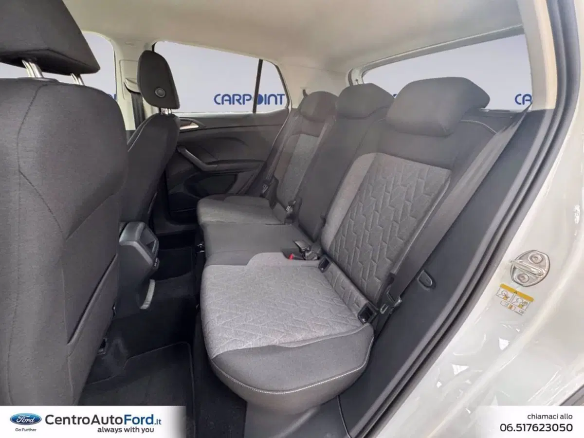 Volkswagen T-Cross nuova a Roma (13)