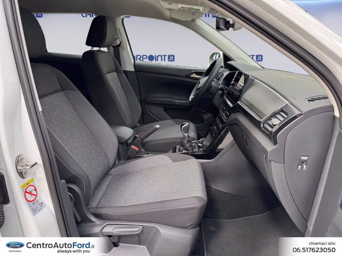 Volkswagen T-Cross nuova a Roma (15)