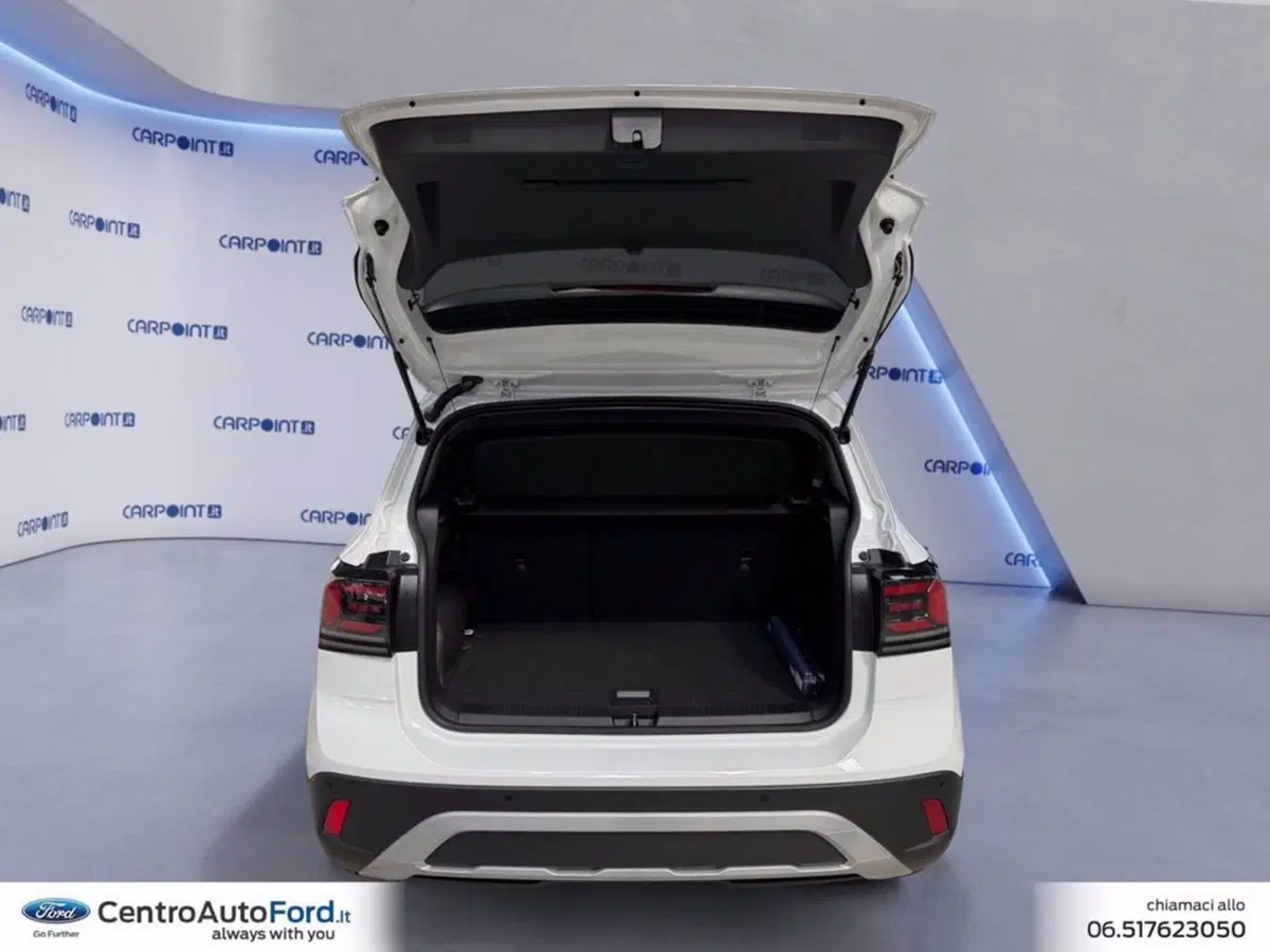 Volkswagen T-Cross nuova a Roma (17)