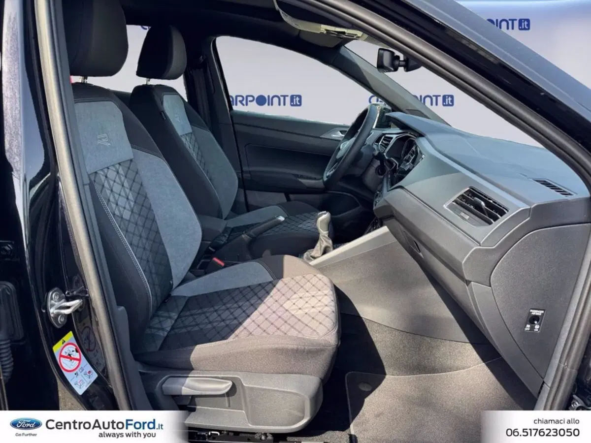 Volkswagen Taigo nuova a Roma (15)