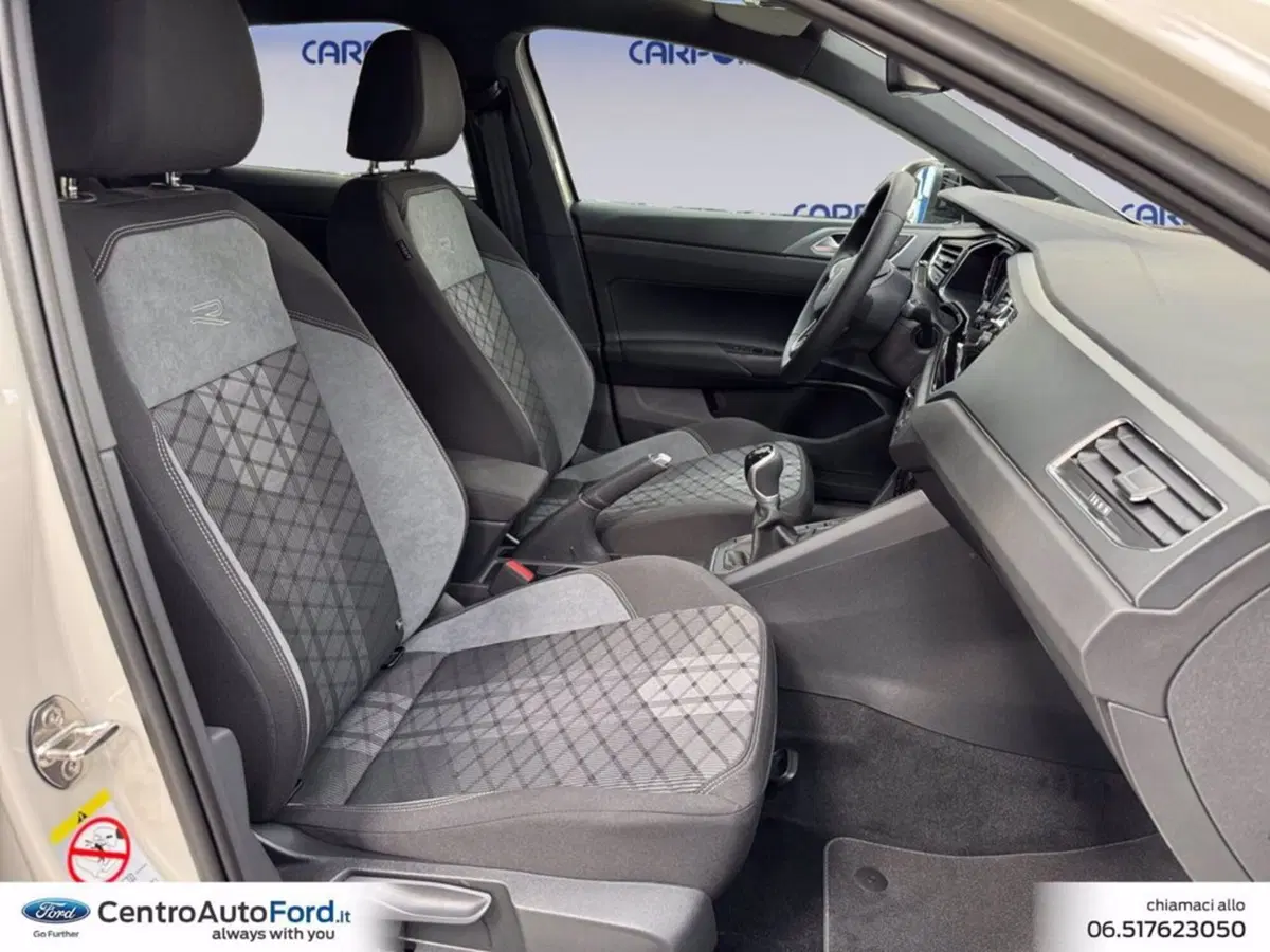 Volkswagen Taigo nuova a Roma (15)