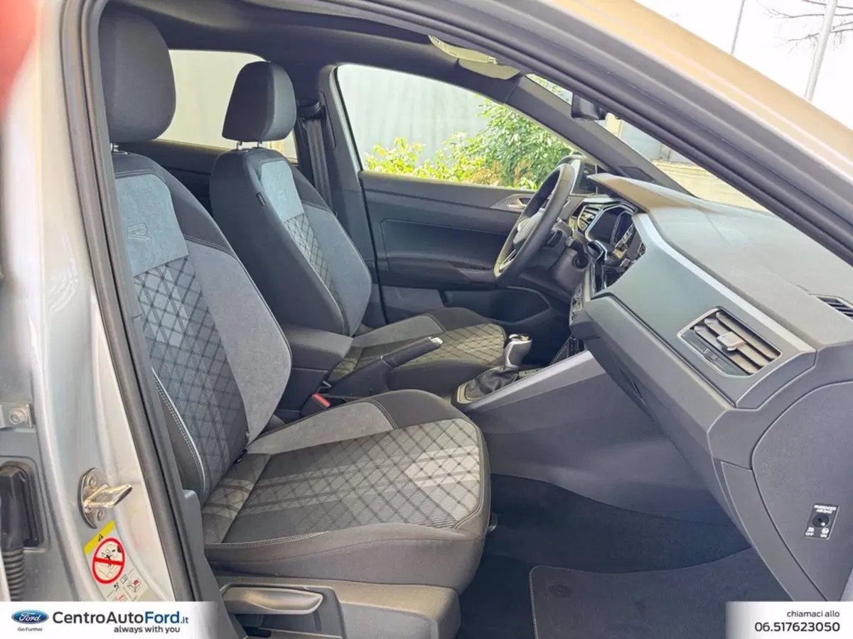 Volkswagen Taigo nuova a Roma (15)
