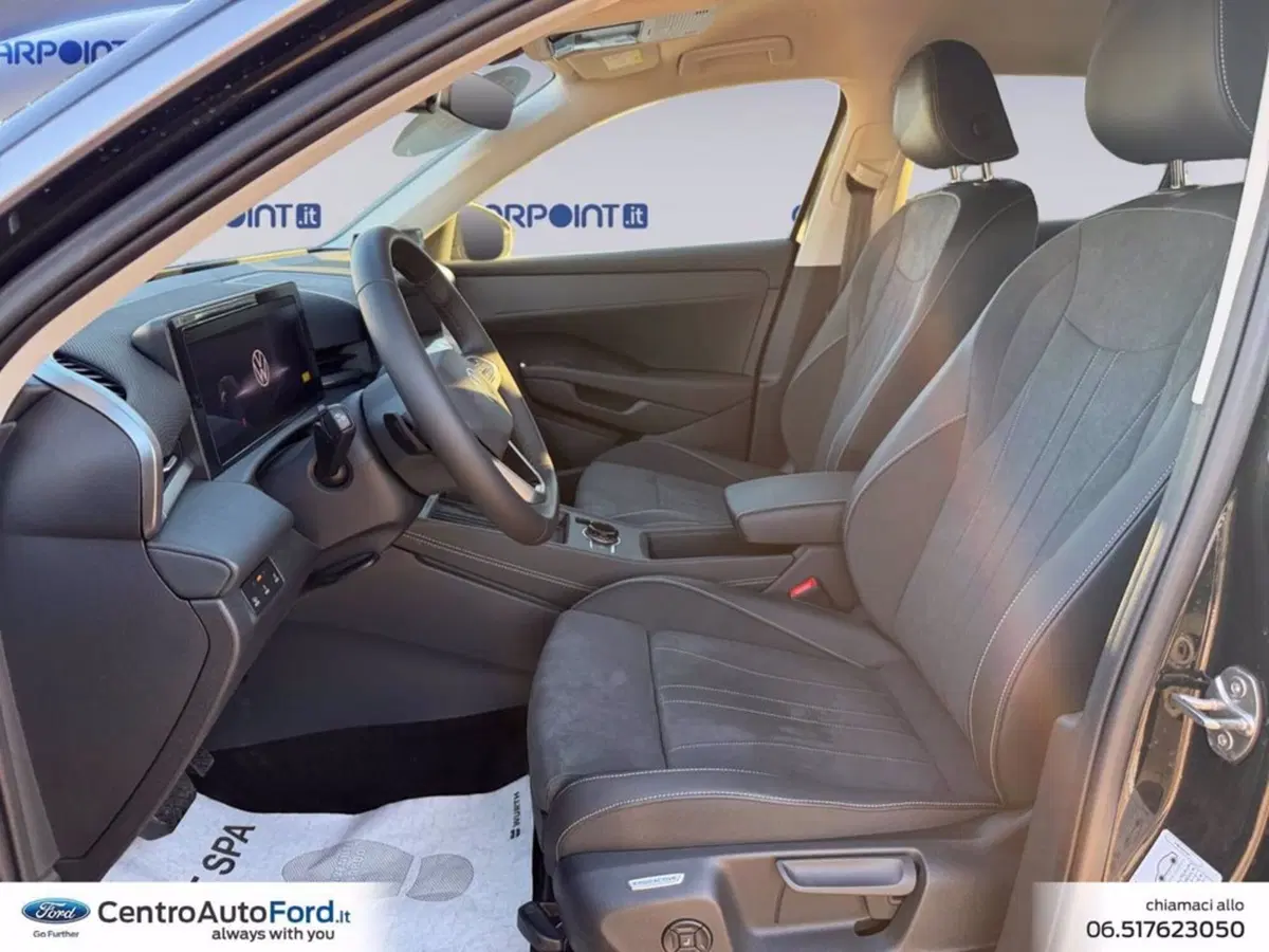 Volkswagen T-Roc nuova a Roma (9)