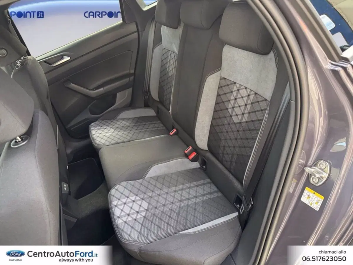 Volkswagen Taigo nuova a Roma (13)
