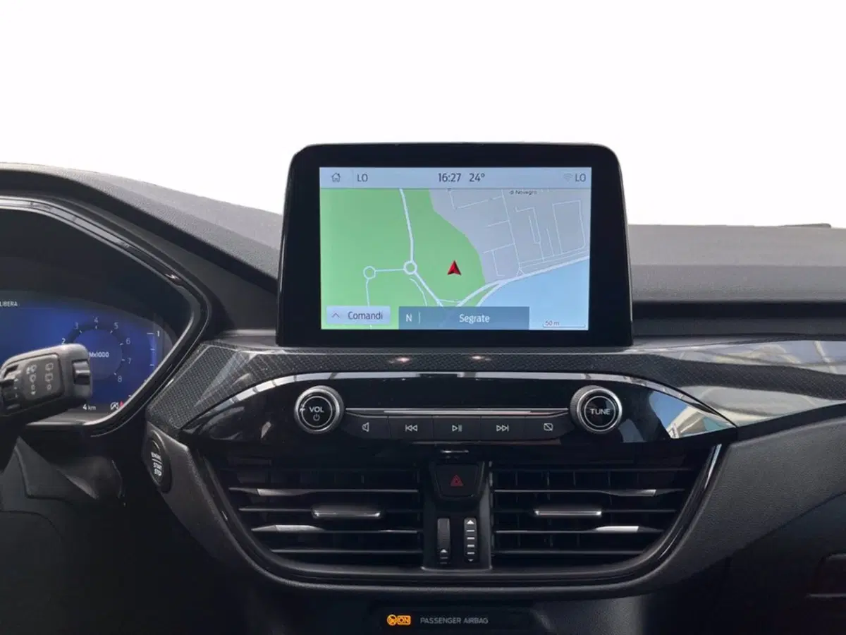 Ford Kuga usata a Milano (14)
