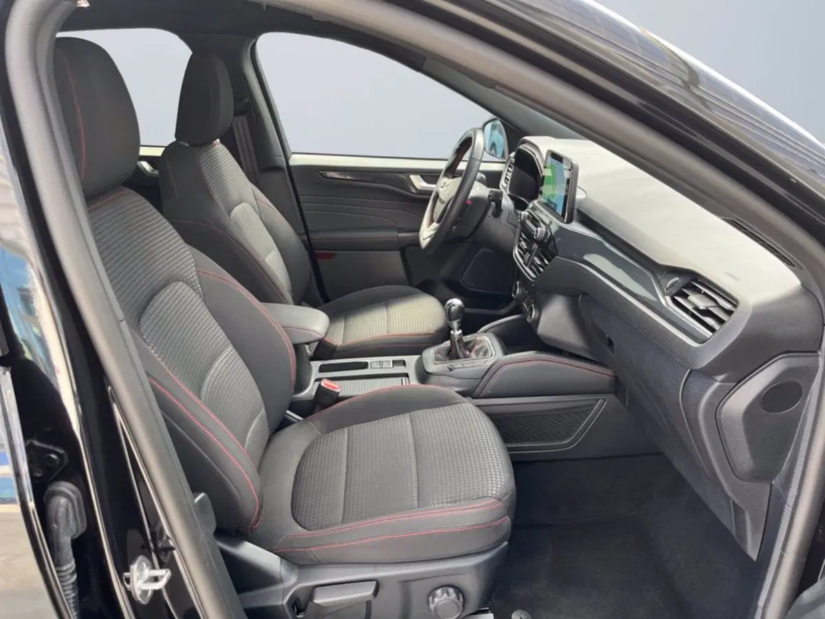 Ford Kuga usata a Milano (15)