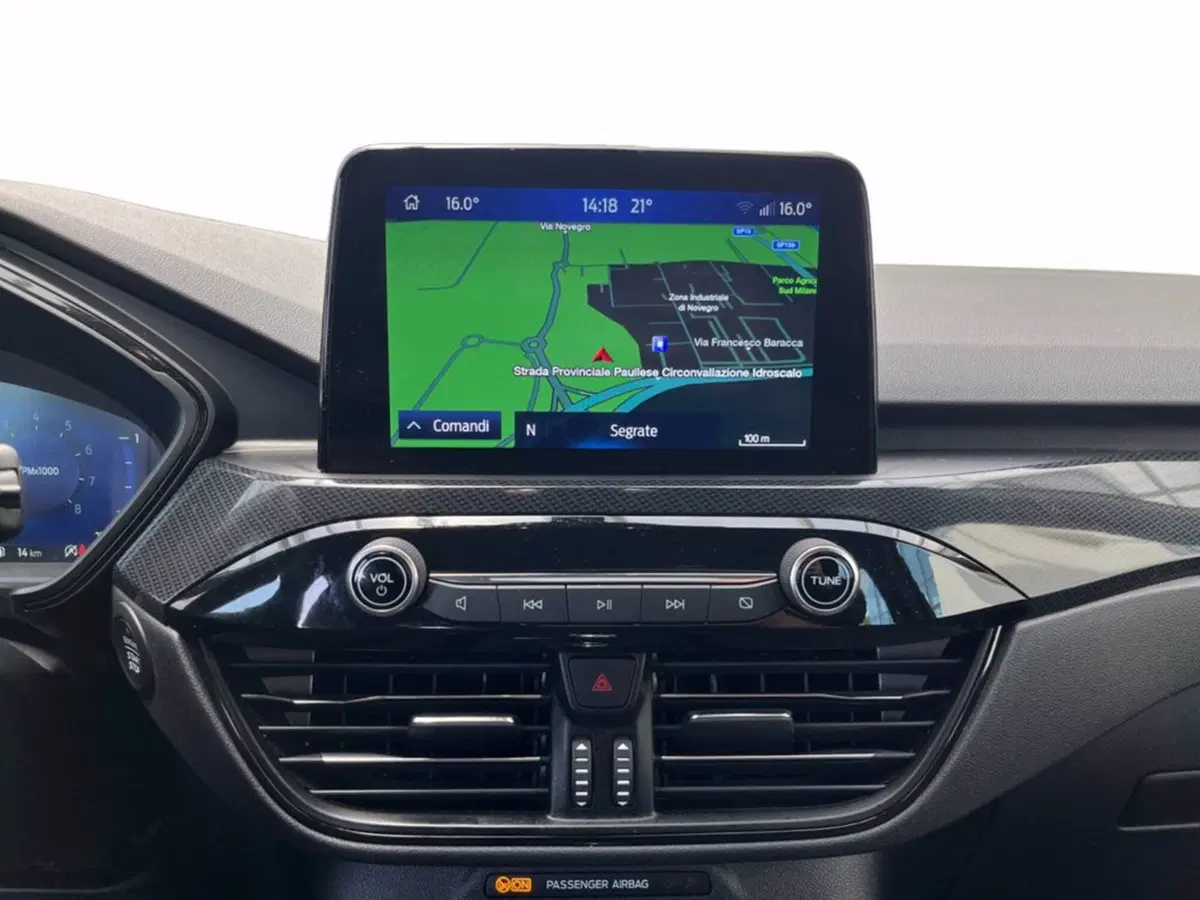 Ford Kuga usata a Milano (14)