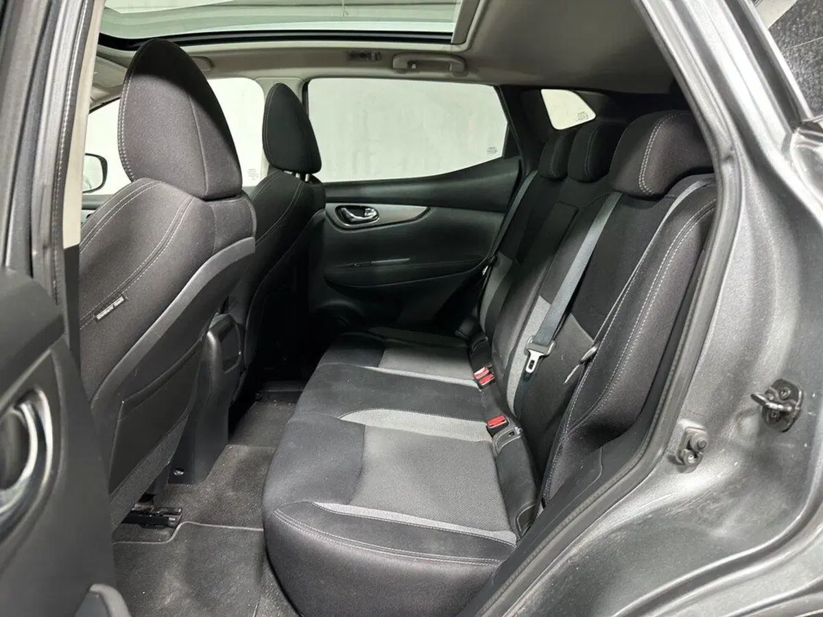 Nissan Qashqai usata a Sondrio (11)