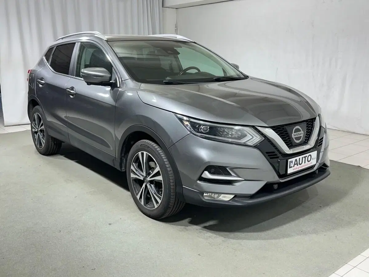 Nissan Qashqai usata a Sondrio (7)