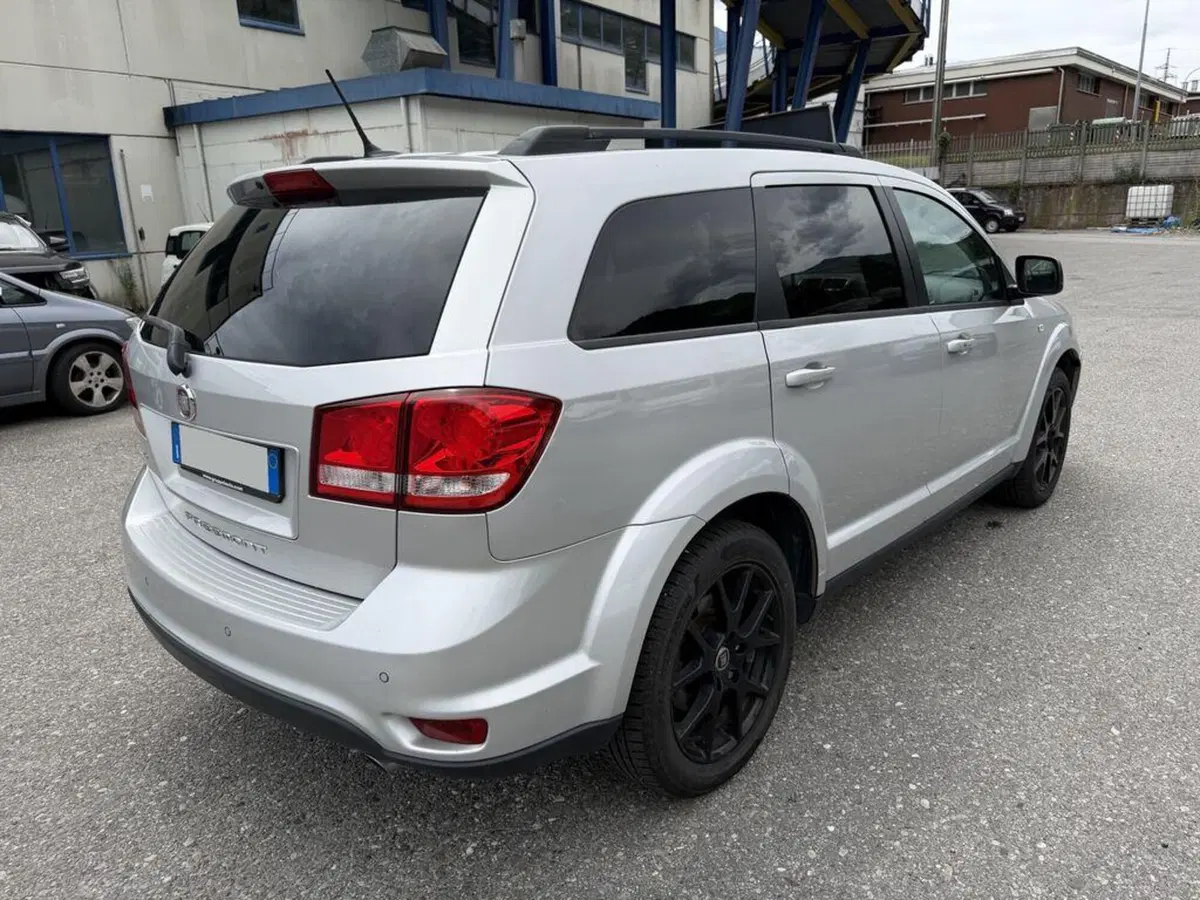 Fiat Freemont usata a Sondrio (5)