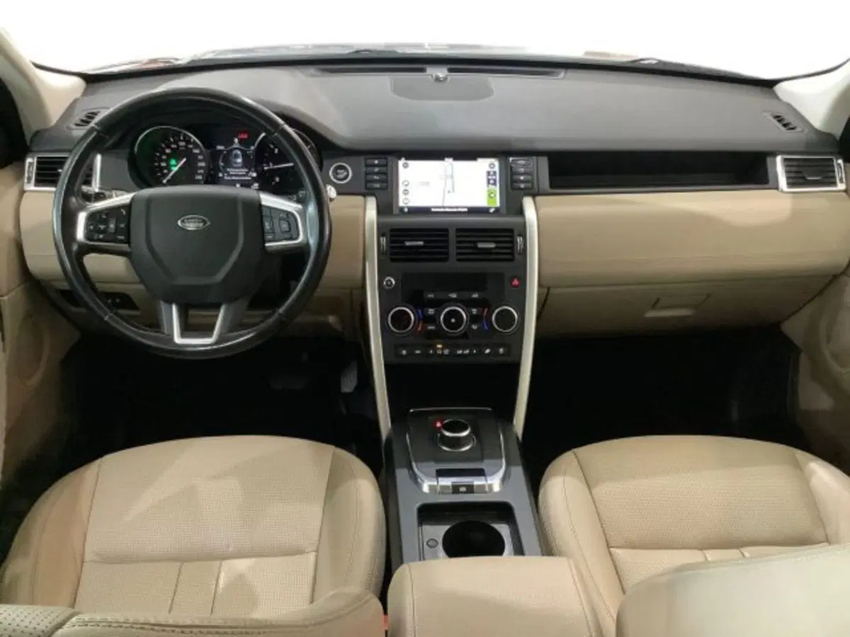 Land Rover Discovery Sport usata a Catania (7)