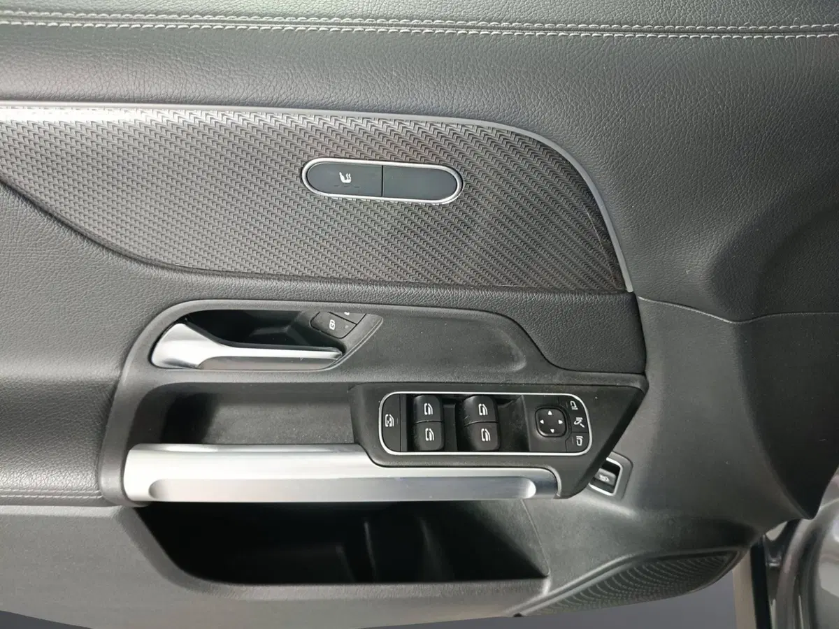 Mercedes-Benz GLB usata a Ascoli Piceno (18)