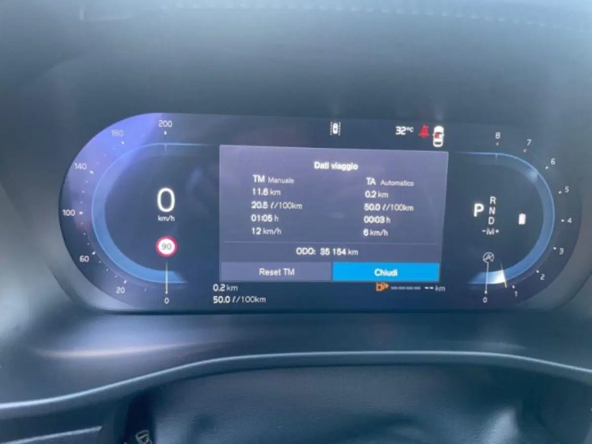 Volvo XC40 usata a Vercelli (8)