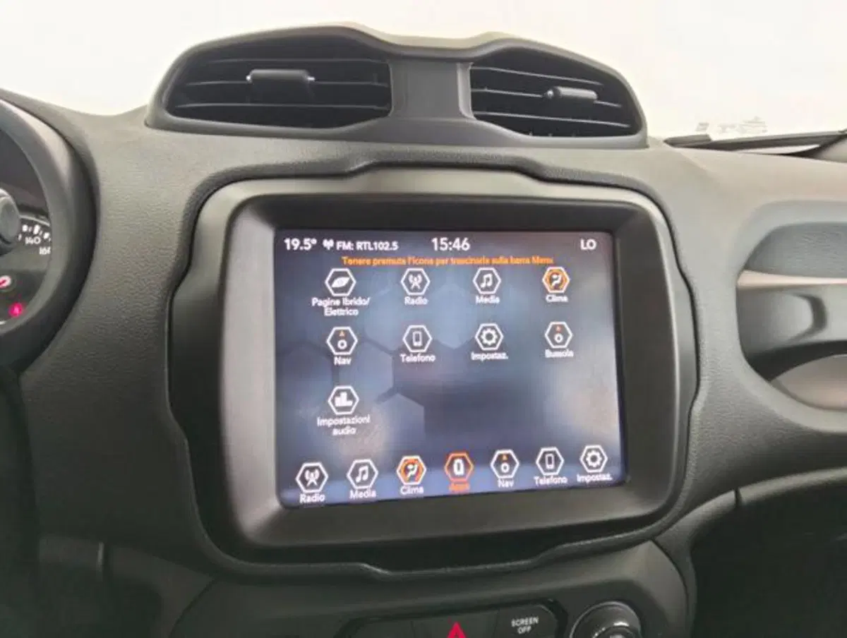 Jeep Renegade usata a Como (15)