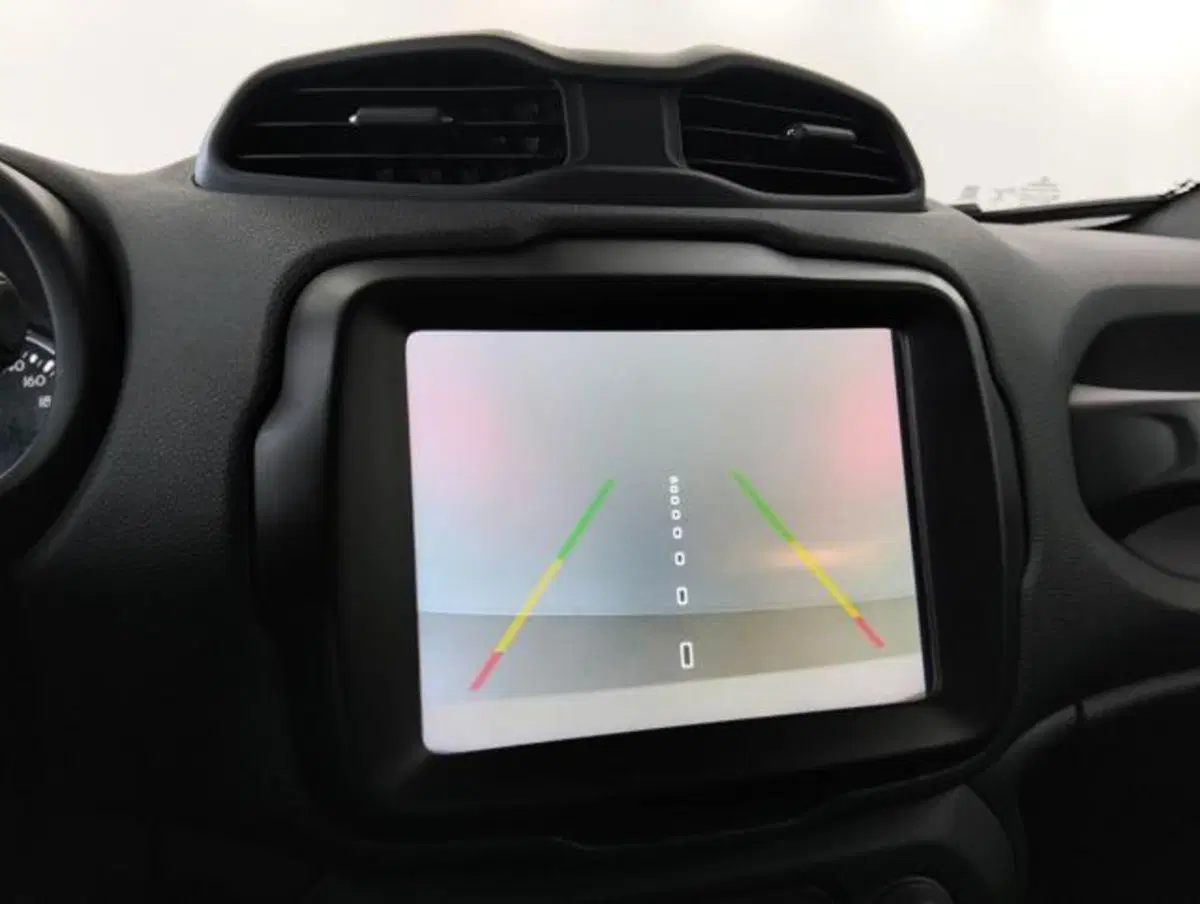Jeep Renegade usata a Como (18)