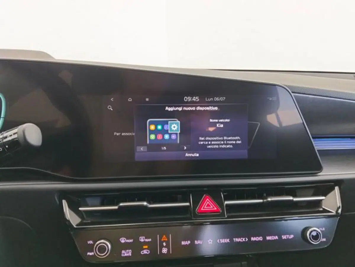 Kia Niro usata a Como (14)