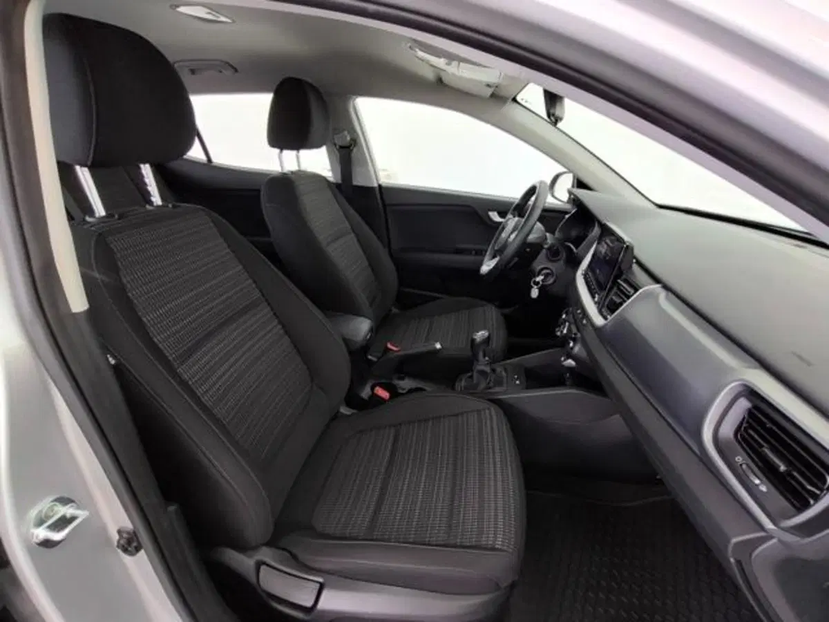 Kia Stonic usata a Como (3)