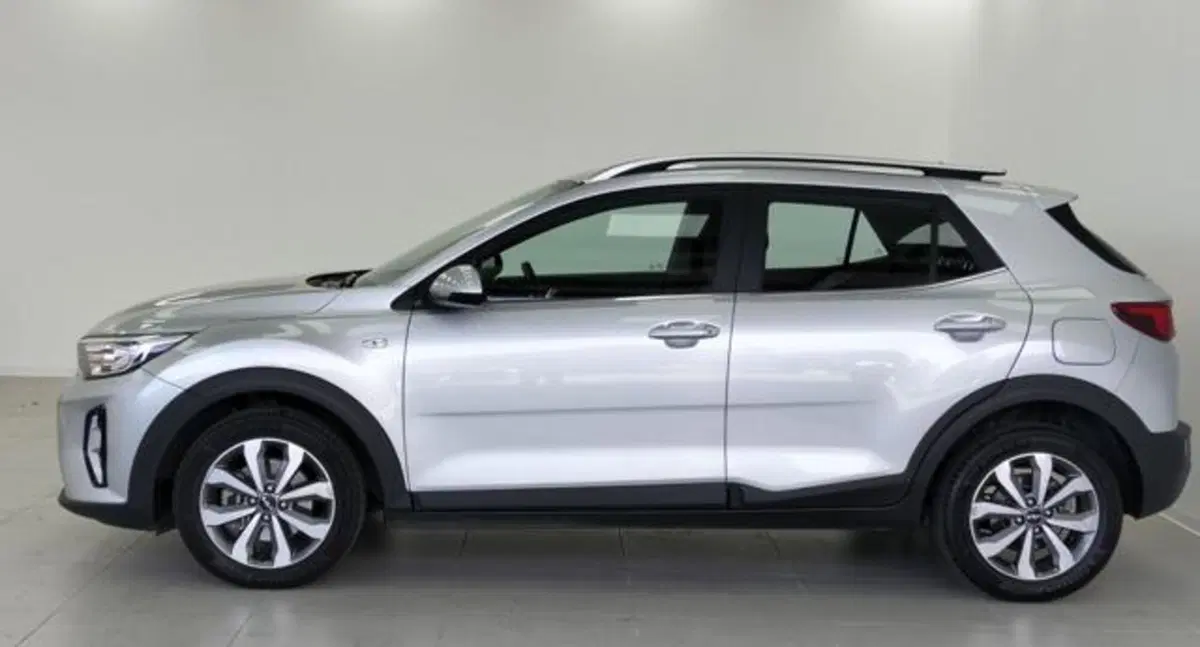 Kia Stonic usata a Como (8)