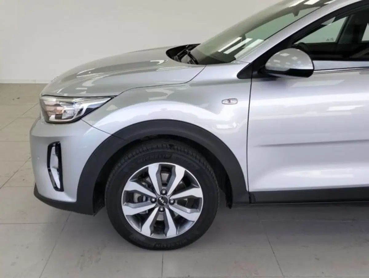 Kia Stonic usata a Como (9)