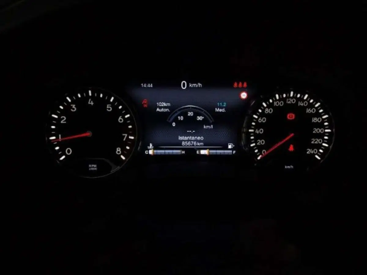 Jeep Renegade usata a Firenze (14)